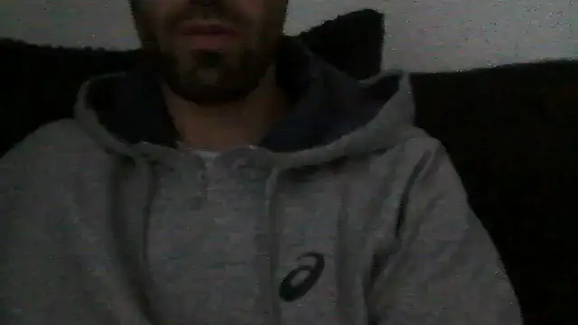 Snapshot of juju156111 chatting on 11/06/25, 08:26 juju156111 online show from 11/06/25, 08:26