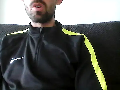 Snapshot of juju156111 chatting on 02/09/26, 01:37 juju156111 online show from 02/09/26, 01:37