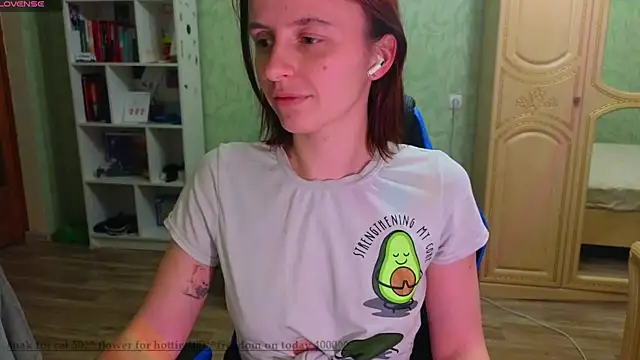 Snapshot of DanaMartina chatting on 03/02/25, 05:25 DanaMartina online show from 03/02/25, 05:25