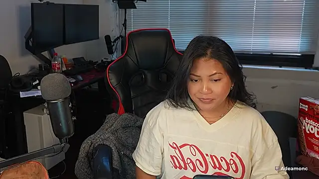 Bubbleliyah online show from 11/12/25, 02:28