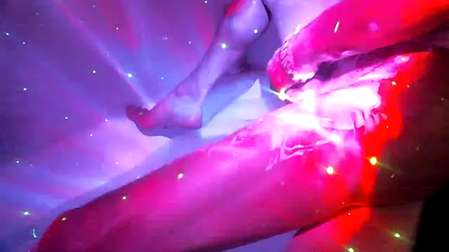 justinewe69 online show from 02/06/26, 04:50