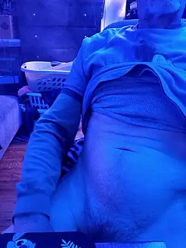 justinewe69 online show from 04/05/26, 11:13