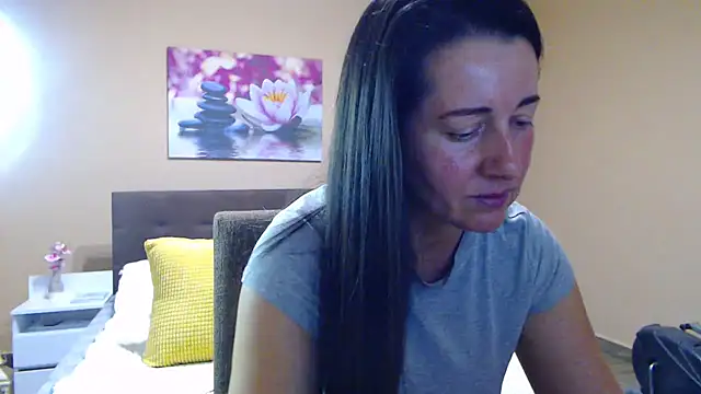 Snapshot of Gia888888 chatting on 03/15/25, 02:55 Gia888888 online show from 03/15/25, 02:55