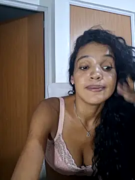 Snapshot of Eliana29 chatting on 03/23/26, 11:09 Eliana29 online show from 03/23/26, 11:09