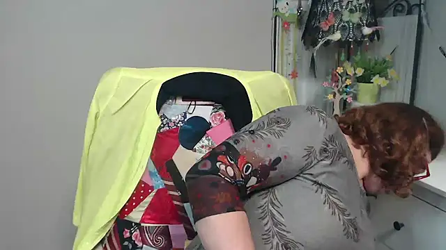 Adelewildx online show from 10/27/25, 03:43