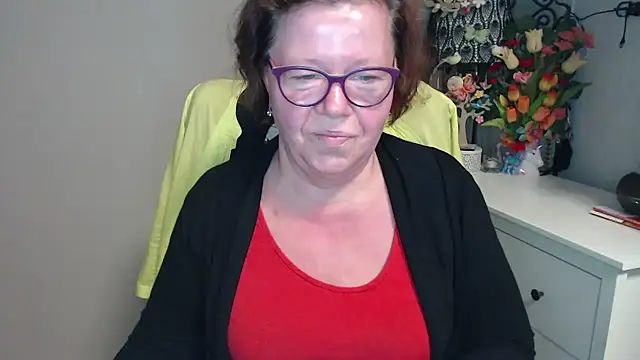 Adelewildx online show from 05/11/26, 03:23