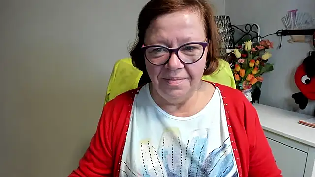 Snapshot of Adelewildx chatting on 06/11/26, 03:48 Adelewildx online show from 06/11/26, 03:48