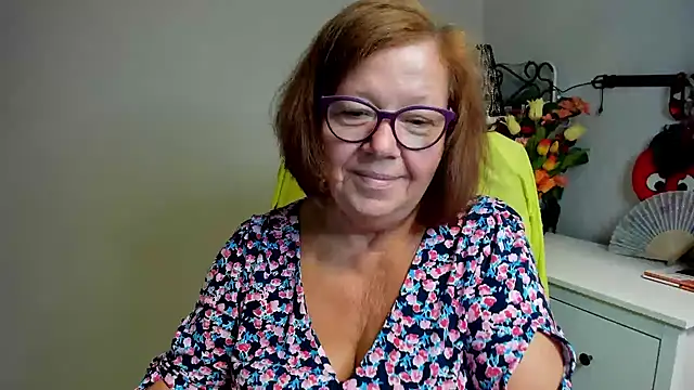 Snapshot of Adelewildx chatting on 07/02/26, 02:00 Adelewildx online show from 07/02/26, 02:00