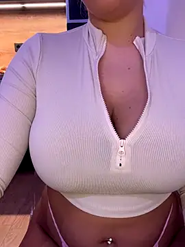 Liiaa online show from 12/17/25, 10:10