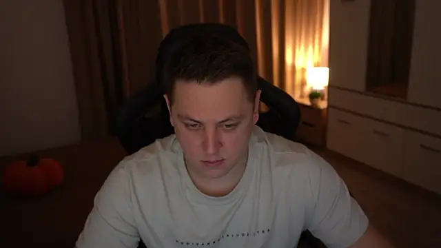 Snapshot of David_Doc chatting on 10/21/25, 05:24 David Doc online show from 10/21/25, 05:24