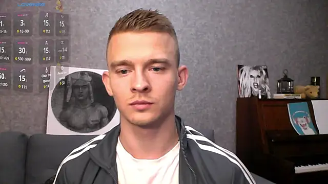 Snapshot of Marvelboy_ chatting on 12/02/24, 09:39 Marvelboy online show from 12/02/24, 09:39