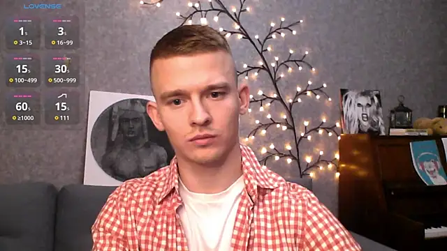 Snapshot of Marvelboy_ chatting on 12/22/24, 10:58 Marvelboy online show from 12/22/24, 10:58