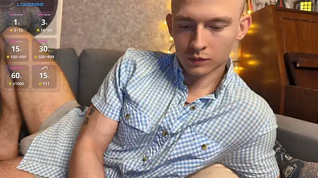 Snapshot of Marvelboy_ chatting on 02/14/25, 10:47 Marvelboy online show from 02/14/25, 10:47