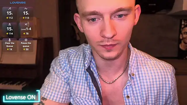 Snapshot of Marvelboy_ chatting on 03/20/25, 10:18 Marvelboy online show from 03/20/25, 10:18