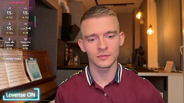 Snapshot of Marvelboy_ chatting on 10/21/25, 09:26 Marvelboy online show from 10/21/25, 09:26