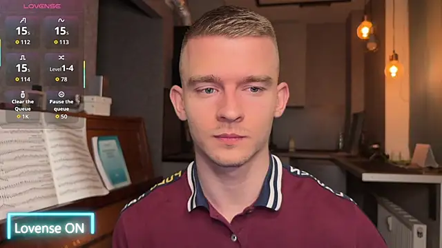 Snapshot of Marvelboy_ chatting on 11/10/25, 09:25 Marvelboy online show from 11/10/25, 09:25