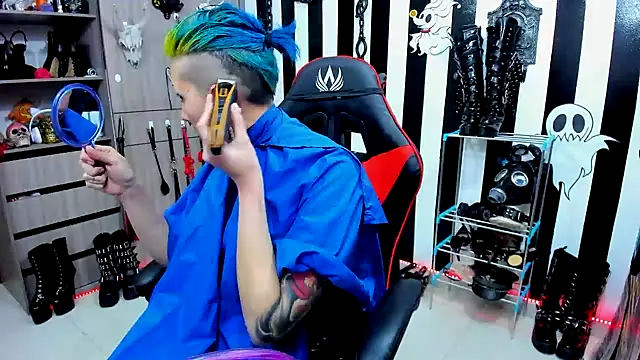 Snapshot of Mistress_Yelena chatting on 12/22/24, 11:20 Mistress Yelena online show from 12/22/24, 11:20