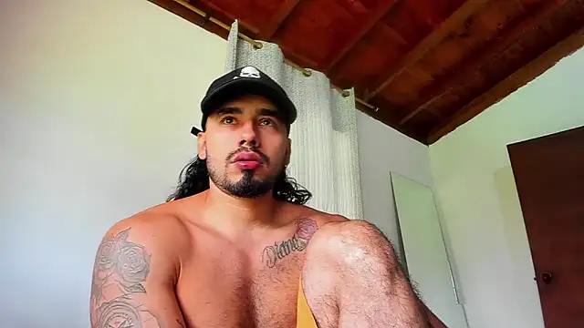 Snapshot of Baky_sexy chatting on 10/07/25, 04:15 Baky sexy online show from 10/07/25, 04:15