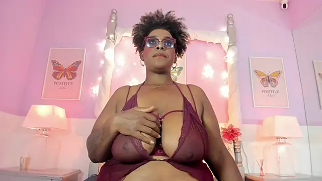 Snapshot of DakotaSexShow chatting on 02/28/25, 07:46 DakotaSexShow online show from 02/28/25, 07:46