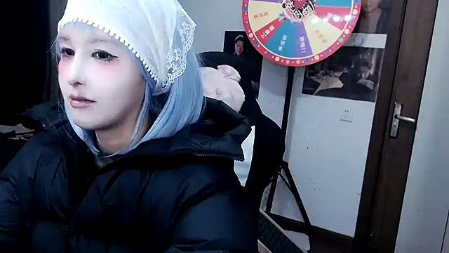 candy cola online show from 02/24/25, 01:57