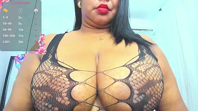 Snapshot of Ebonybreastvh chatting on 12/14/24, 07:46 Ebonybreastvh online show from 12/14/24, 07:46