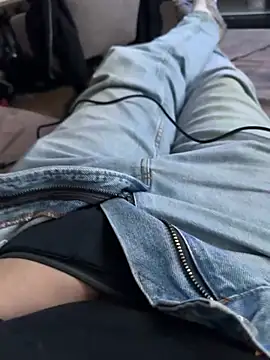 adam123456654321 online show from 12/15/24, 01:22