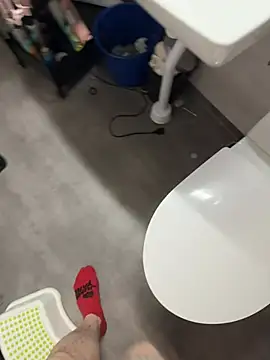 adam123456654321 online show from 02/09/25, 04:50