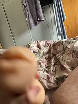 adam123456654321 online show from 03/17/25, 01:29