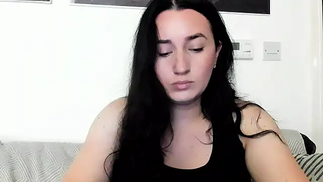 Snapshot of StormyAngelx chatting on 09/11/25, 11:32 StormyAngelx online show from 09/11/25, 11:32