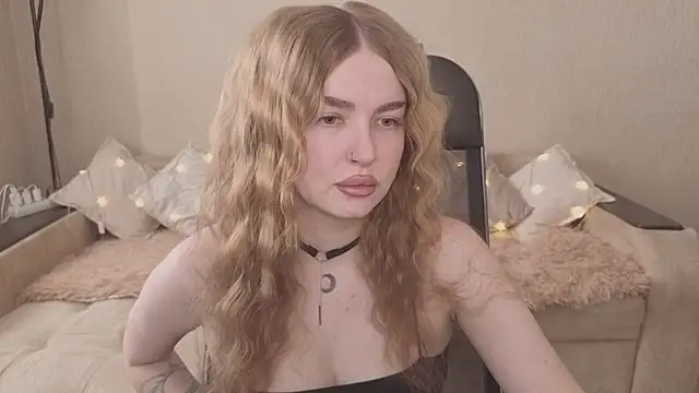 Snapshot of ViolettaLopez chatting on 02/05/26, 10:09 ViolettaLopez online show from 02/05/26, 10:09