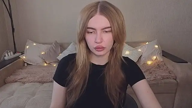 ViolettaLopez online show from 05/04/26, 12:56
