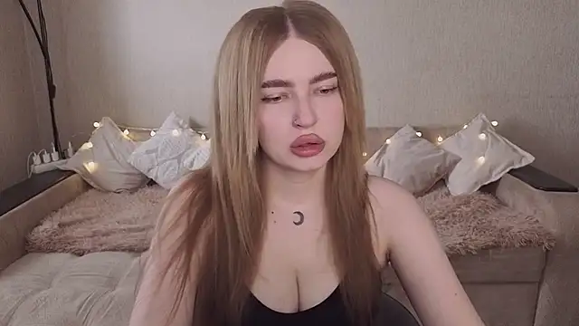 ViolettaLopez online show from 06/02/26, 01:13