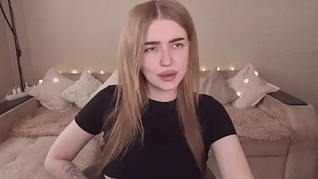 ViolettaLopez online show from 07/05/26, 12:01