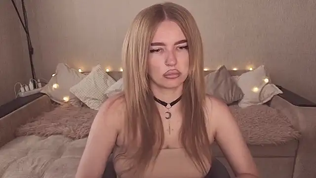 ViolettaLopez online show from 07/26/26, 01:51