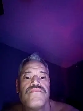 Boogerbutt5 online show from 12/05/25, 12:30