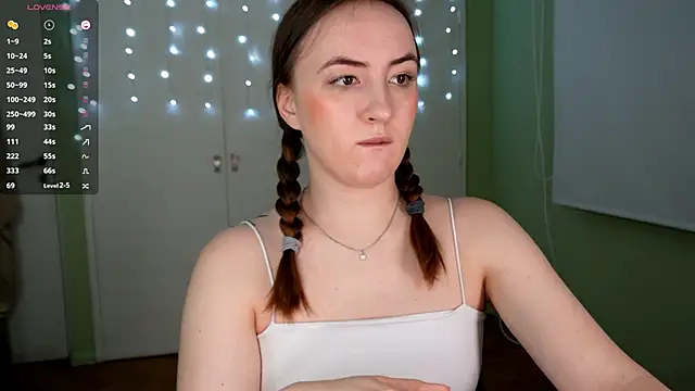 Snapshot of Black_Eva_ chatting on 01/15/25, 01:52 Black Eva online show from 01/15/25, 01:52