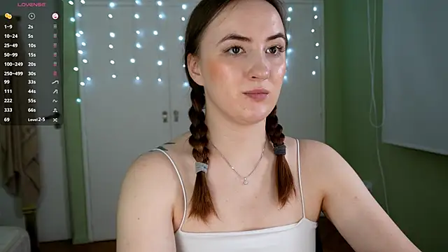 Snapshot of Black_Eva_ chatting on 01/15/25, 05:05 Black Eva online show from 01/15/25, 05:05