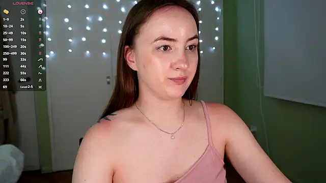 Snapshot of Black_Eva_ chatting on 01/18/25, 05:48 Black Eva online show from 01/18/25, 05:48