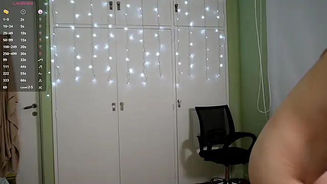 Snapshot of Black_Eva_ chatting on 02/09/25, 02:29 Black Eva online show from 02/09/25, 02:29