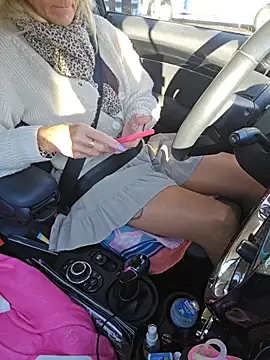 Snapshot of Nathotsexy1 chatting on 12/04/25, 08:45 Nathotsexy1 online show from 12/04/25, 08:45