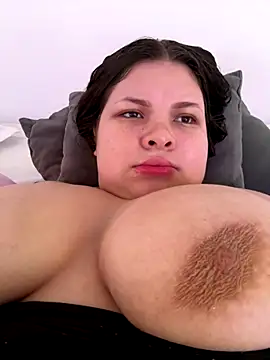 Snapshot of AshlyRouse chatting on 11/26/25, 12:28 AshlyRouse online show from 11/26/25, 12:28