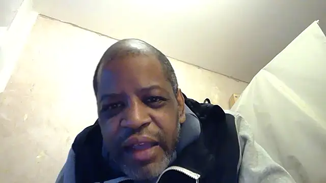 alfiebrown007 online show from 03/15/25, 08:43