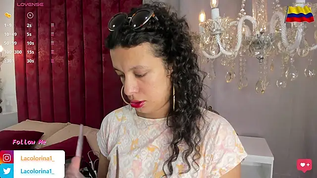 Snapshot of LaColorina_ chatting on 02/13/25, 04:54 LaColorina online show from 02/13/25, 04:54