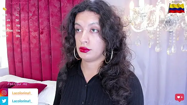 Snapshot of LaColorina_ chatting on 02/25/25, 05:30 LaColorina online show from 02/25/25, 05:30