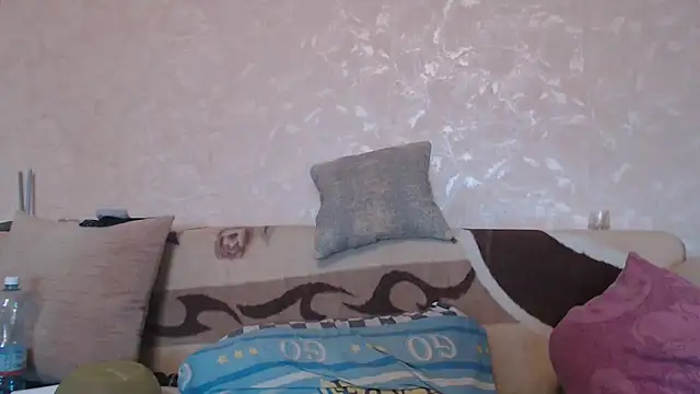 Snapshot of Amy_August chatting on 10/07/25, 06:32 Amy August online show from 10/07/25, 06:32