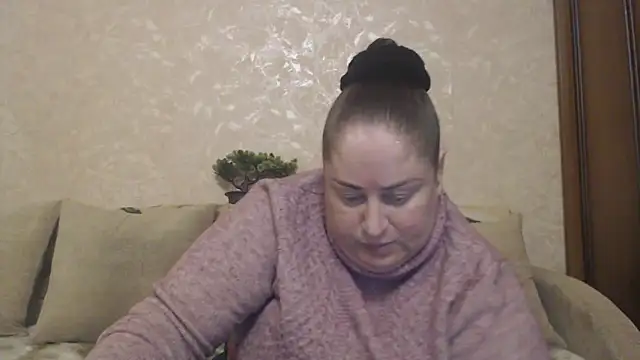 Amy August online show from 04/08/26, 05:57