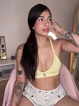 Veronica ar online show from 04/12/26, 03:11