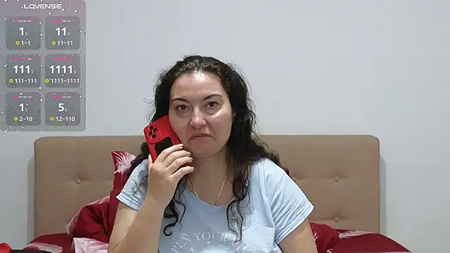 BBW MILF 4U online show from 10/24/25, 07:49