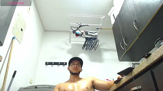 MarcusMilarc online show from 01/20/25, 03:15