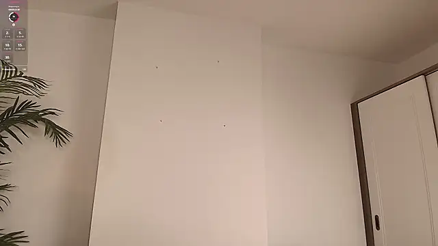 Snapshot of Alice_N_Wooderland chatting on 02/16/25, 02:53 Alice N Wooderland online show from 02/16/25, 02:53